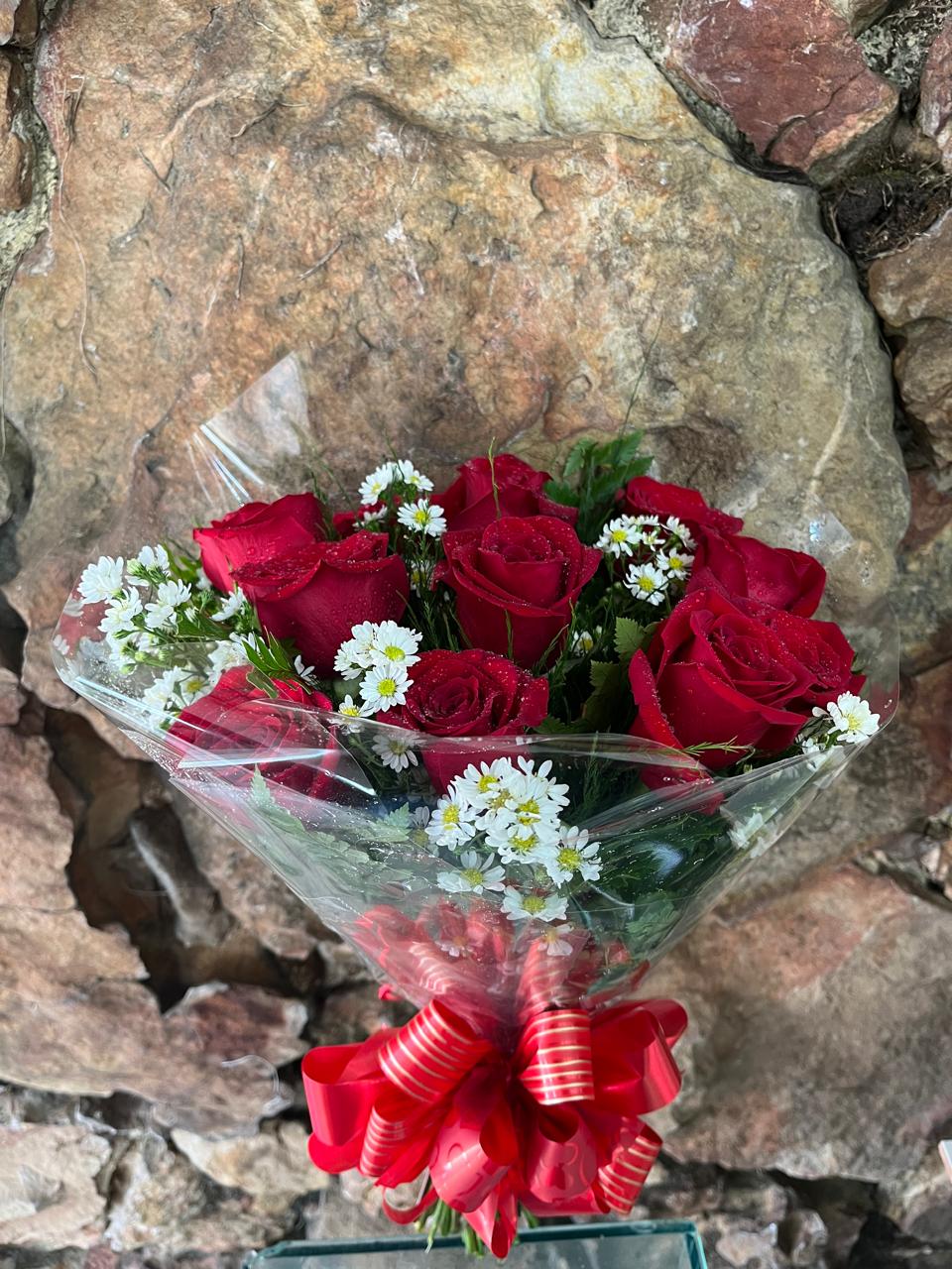 BUQUÊ NACIONAL VERMELHO 12 ROSAS 3