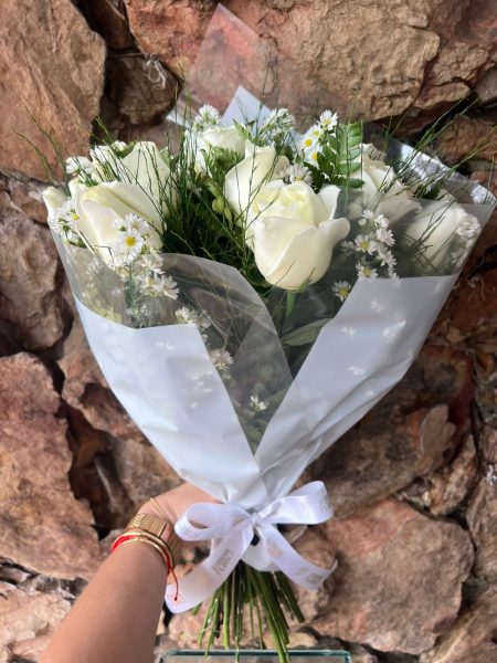 BUQUÊ NACIONAL ROSAS BRANCAS