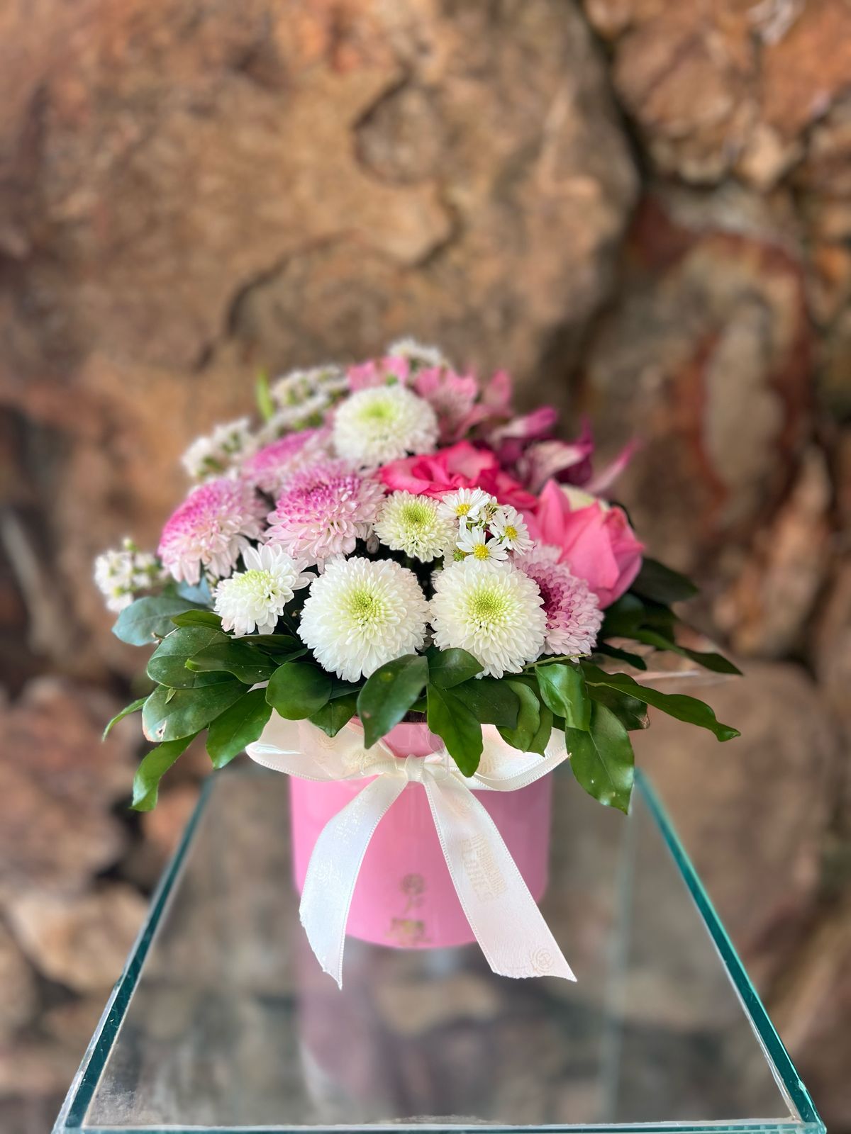 arranjo box flores mistas rosa e br