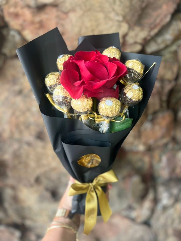 Buquezinho na Base Rosa Colombiana e Chocolate