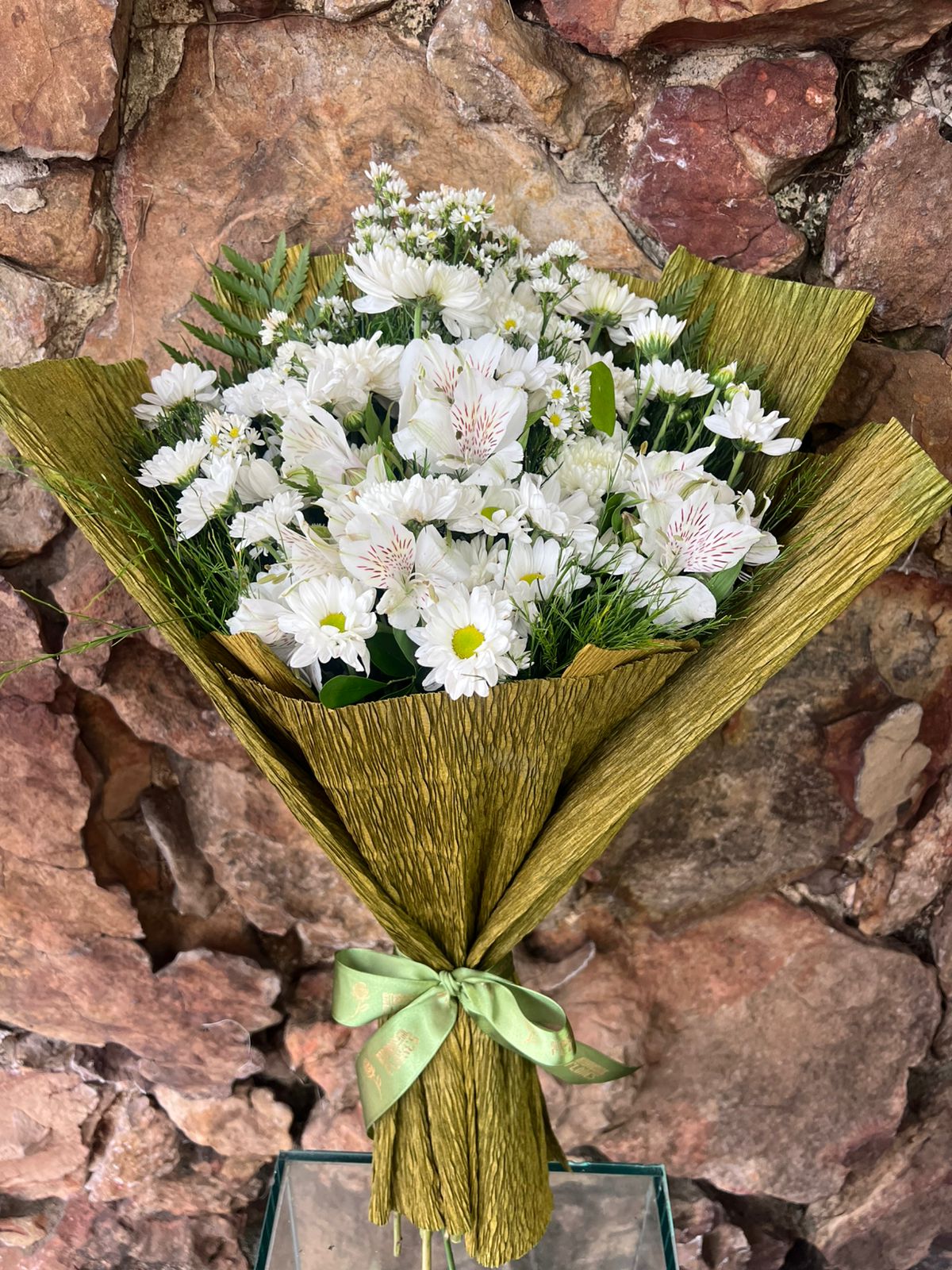 Buquê braçada flores mistas Branco 1